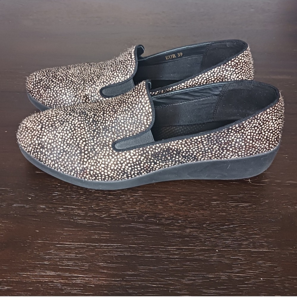 FitFlop F-Pop Skate Calf Hair Loafers US 8/EU 39 Animal Print Slip On Flats